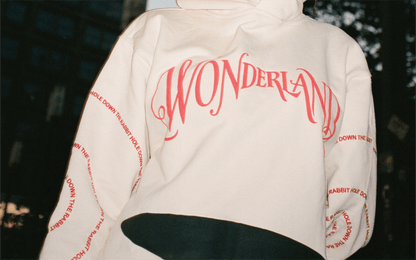 SWEAT À CAPUCHE W0NDERLAND